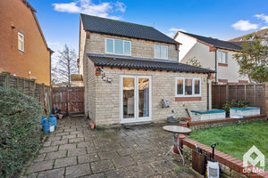 Photo 13- click for photo gallery